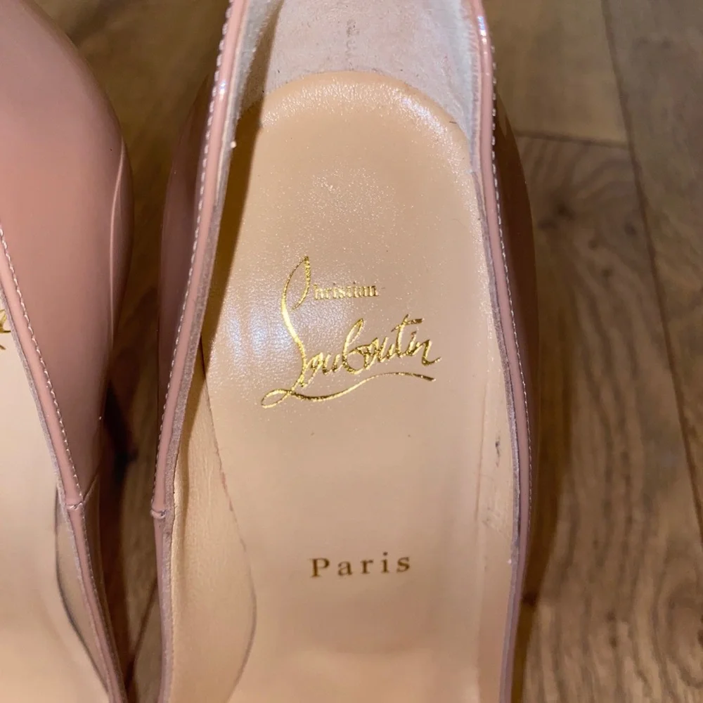 Christian Louboutin Nude Heels with Red Soles - Picture 10 of 16